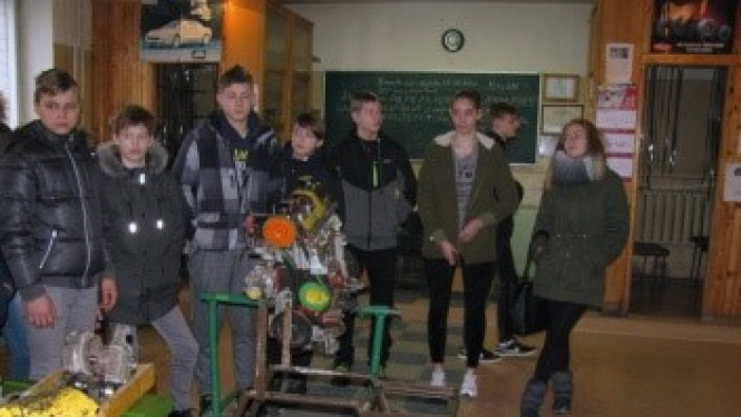 Vidrižu pamatskolas skolēni pēta izglītības iespējas Rīgas Valsts tehnikuma Limbažu teritoriālajā struktūrvienībā