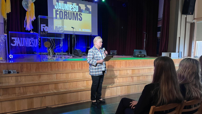 jauniesi forums