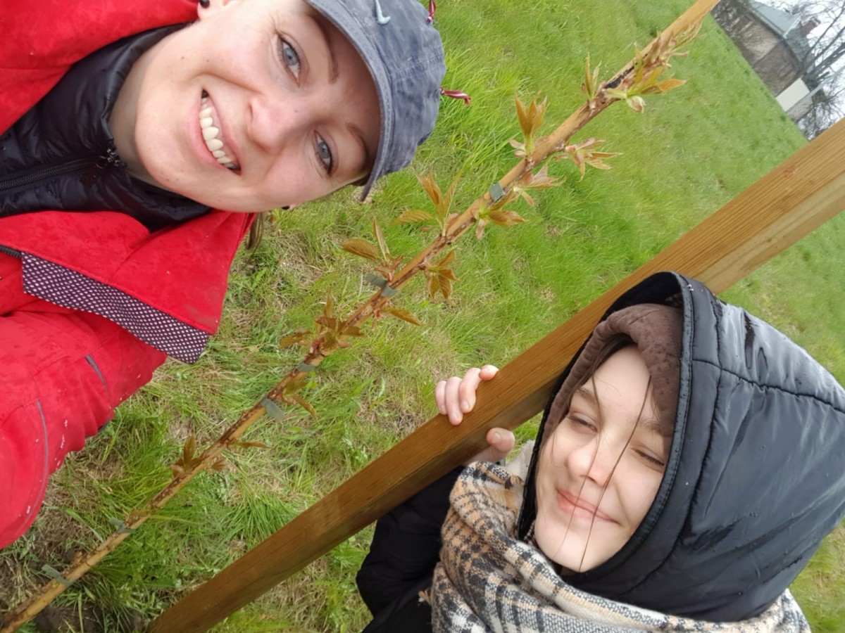 Spītējot lietum, aizvadīts Limbažu novada “Auto-foto” orientēšanās rallijs