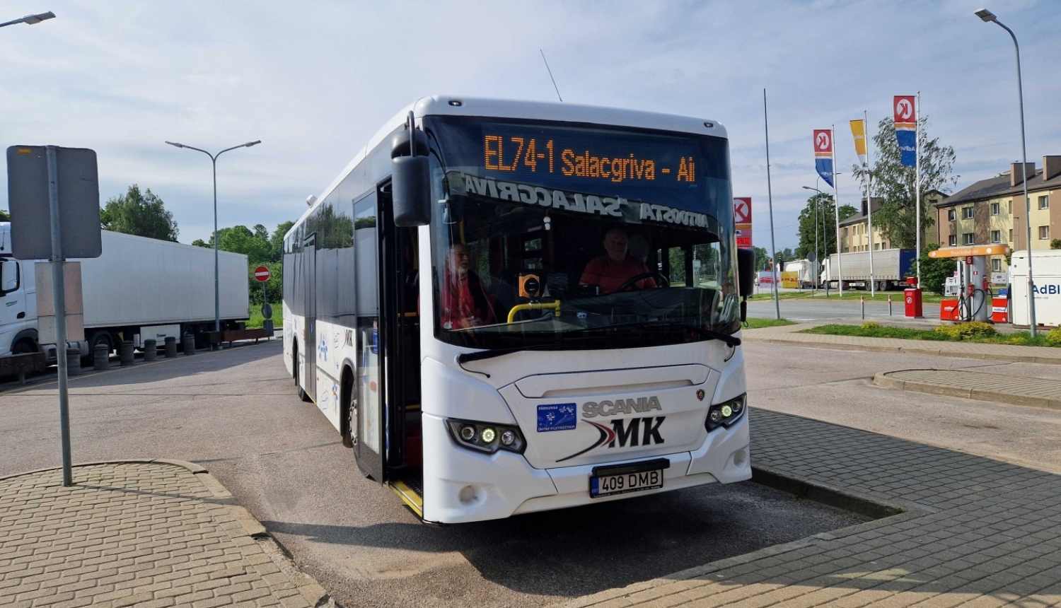 Autobuss