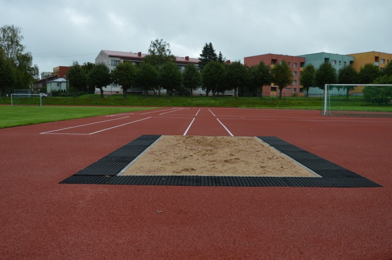 Limbažu novada pašvaldība iegulda finansējumu Limbažu stadiona infrastruktūras atjaunošanā