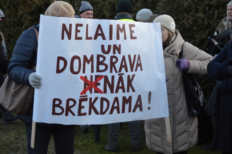 Aprit gads kopš piketa, kurā iedzīvotāji iebilda iecerei dalīt Limbažu un Krimuldas novadu teritorijas