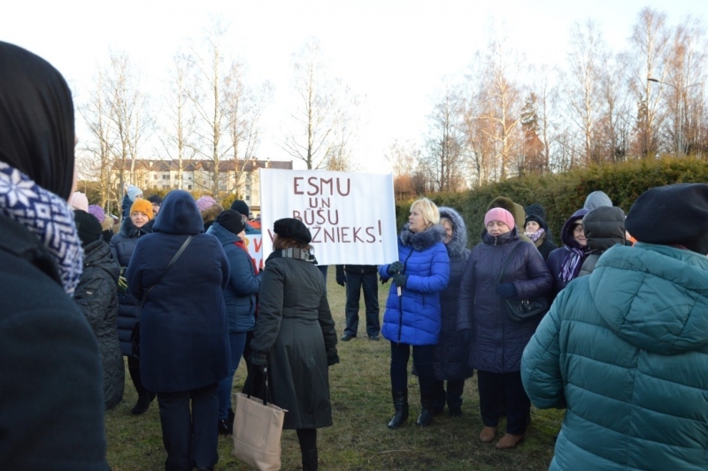 Aprit gads kopš piketa, kurā iedzīvotāji iebilda iecerei dalīt Limbažu un Krimuldas novadu teritorijas