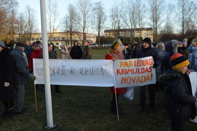 Aprit gads kopš piketa, kurā iedzīvotāji iebilda iecerei dalīt Limbažu un Krimuldas novadu teritorijas