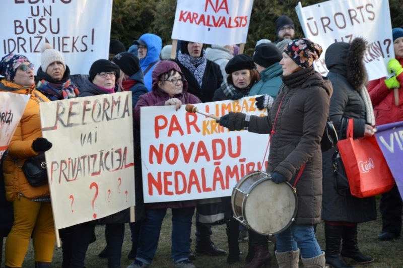 Aprit gads kopš piketa, kurā iedzīvotāji iebilda iecerei dalīt Limbažu un Krimuldas novadu teritorijas