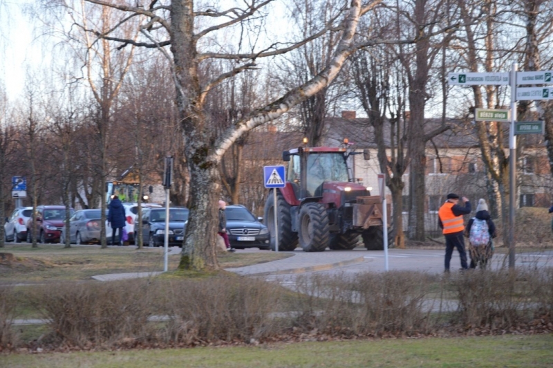 Aprit gads kopš piketa, kurā iedzīvotāji iebilda iecerei dalīt Limbažu un Krimuldas novadu teritorijas