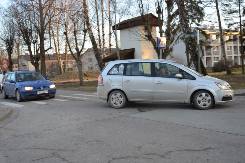 Aprit gads kopš piketa, kurā iedzīvotāji iebilda iecerei dalīt Limbažu un Krimuldas novadu teritorijas