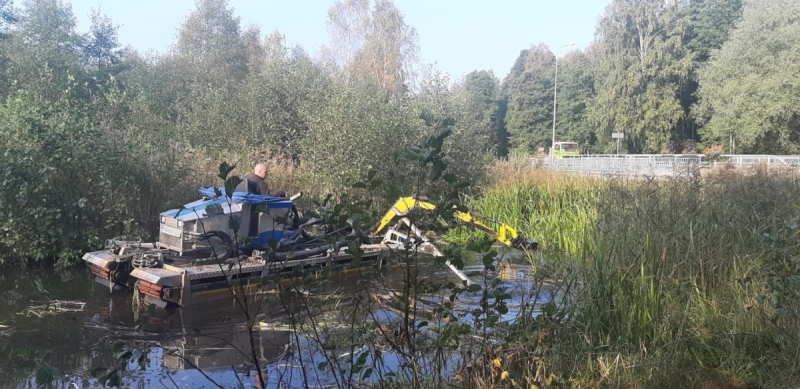 Limbažos veic Donaviņas attīrīšanu no liekajiem aizaugumiem