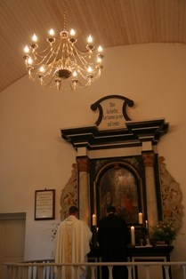 Augstrozes baznīcas altāris