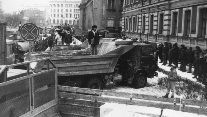 20. janvārī Limbažos, Burtnieku ielā un Burtnieku kvartālā, notiks barikāžu rekonstrukcija