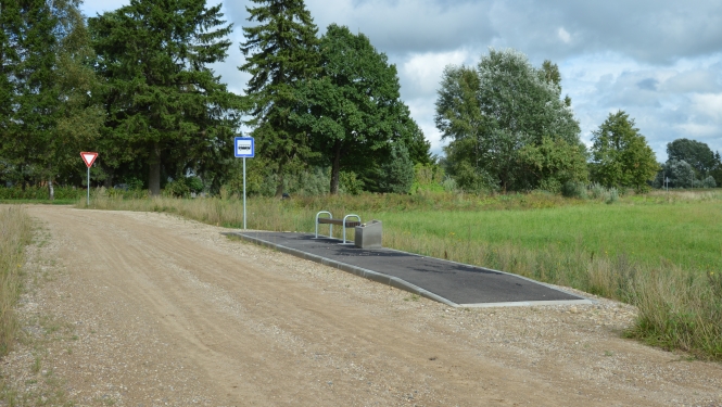No 1.septembra maršruta Limbaži–Stiene–Saulkrasti autobusi apstāsies pieturā Auziņu ezers