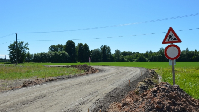 Skultes pagasta autoceļa "Kalnozoli - Ozolaine" pārbūves laikā, no 15.augusta līdz 31.augustam, slēgta transporta kustība pār Aģes tiltu