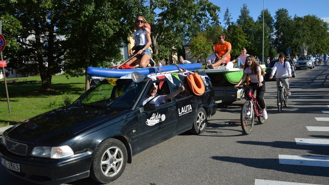 Limbažu pilsētas svētku gājiens 31.07.2020. Foto: Aija Kamala