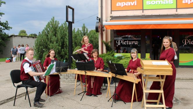X Starptautiskais tautas muzikantu festivāls „Saldie vārti”