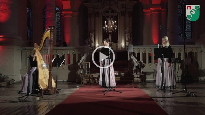 Limbažu novada pašvaldības Domes priekšsēdētāja uzruna un Limbažu novada iedzīvotājiem veltīta "Trio Angelicus" svētku koncertprogramma "Lūgšana naktij"
