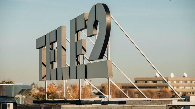 tele2
