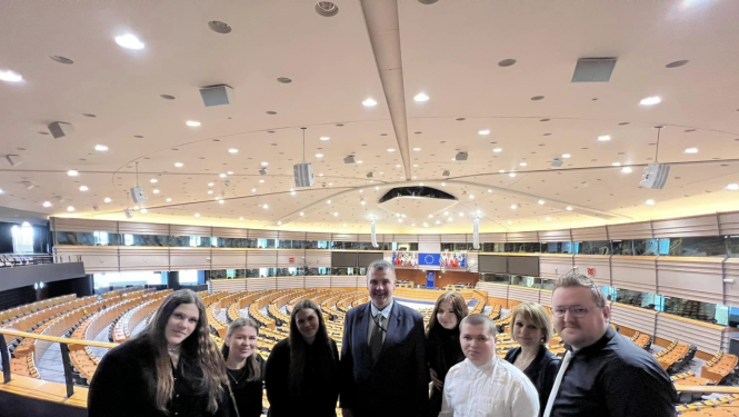 Jaunieši Beļģijā