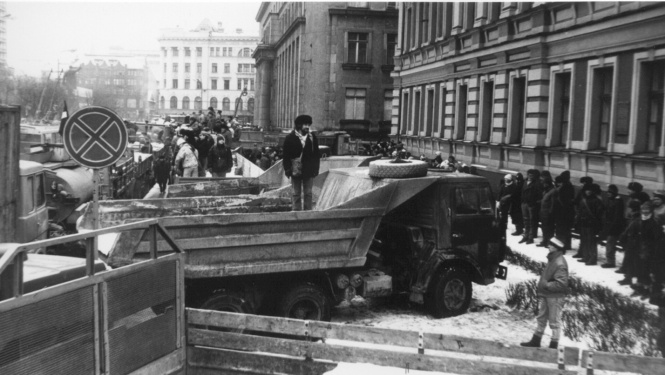 20. janvārī Limbažos, Burtnieku ielā un Burtnieku kvartālā, notiks barikāžu rekonstrukcija