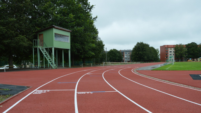 Limbažu novada pašvaldība turpina atjaunot Limbažu pilsētas izglītības iestāžu sporta bāzi