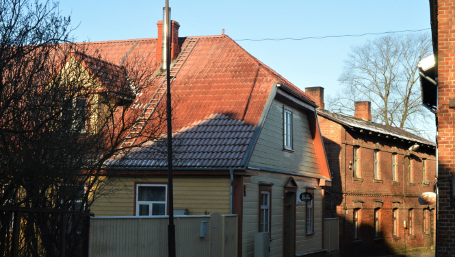 Konkurss „Limbažu vēsturiskā centra ēku fasāžu un jumtu renovācija 2017”