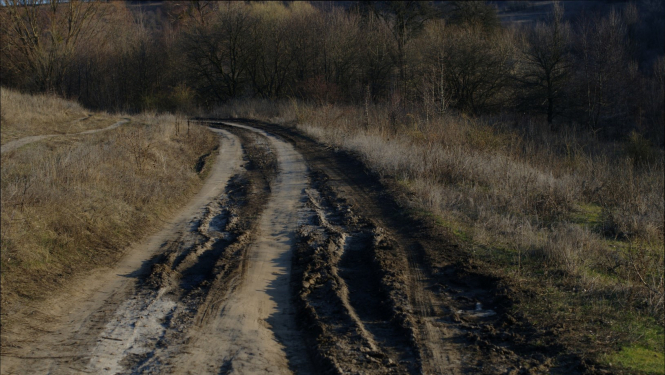 Uz Limbažu novada pašvaldības grants ceļiem noteikti masas ierobežojumi