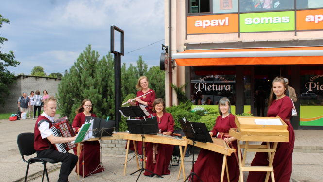 X Starptautiskais tautas muzikantu festivāls „Saldie vārti”