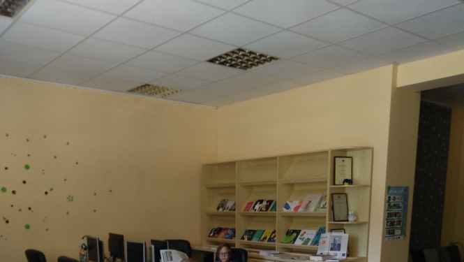 Lādezera bibliotēkā notikusi radošā darbnīca - grāmatzīmju veidošana