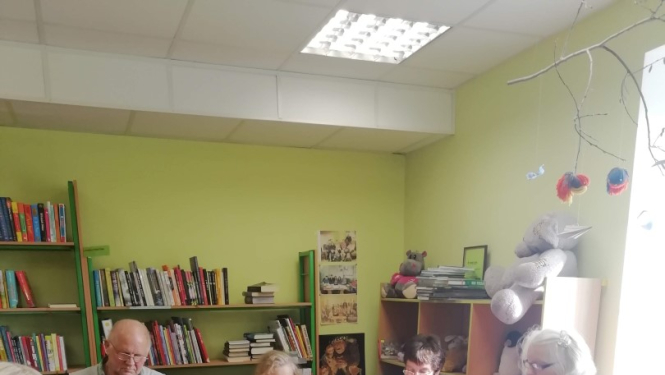 Novadpētniecības klubiņš ciemojas Lādes bibliotēkā