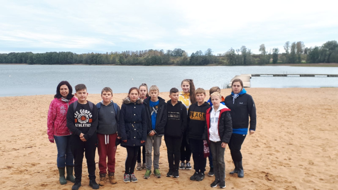 Lādezera pamatskolas skolēni piedalās Zilā karoga 2020 vides izglītības aktivitātēs