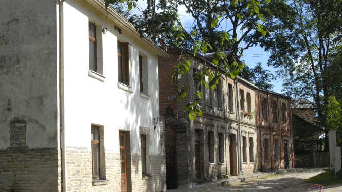 Limbažu novada pašvaldība izsludina projektu konkursu „Limbažu vēsturiskā centra ēku fasāžu un jumtu renovācija 2021”