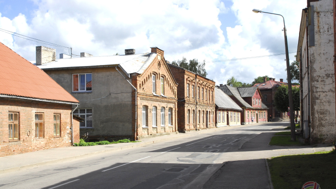 Informatīvajā sanāksmē iepazīstina ar Jūras ielas pārbūves risinājumiem