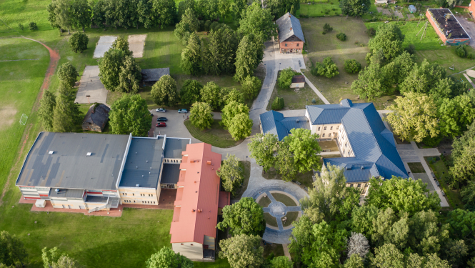 Alojas Ausekļa vidusskolas komplekss