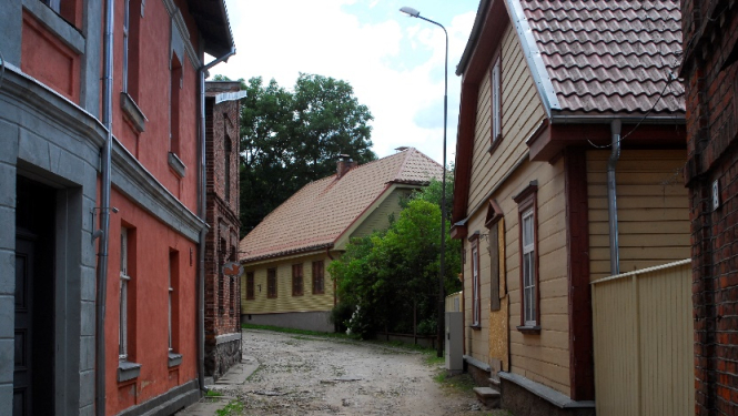 Limbažu novada pašvaldība izsludina projektu konkursu „Limbažu vēsturiskā centra ēku fasāžu un jumtu renovācija 2019”