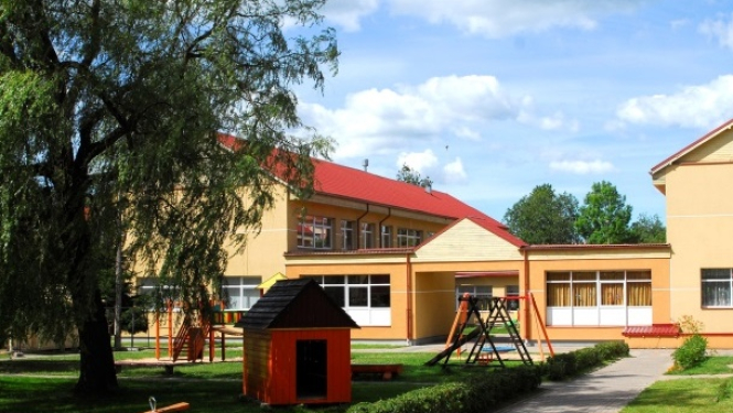 Limbažu pilsētas 3. pirmsskolas izglītības iestāde “Spārīte” aicina iesniegt iesniegumus par bērnu uzņemšanu izglītības iestādē 2024./ 2025. mācību gadā līdz 26. augustam. 