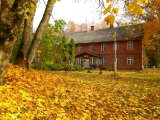 Bīriņu bibliotēka