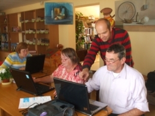 Vitrupes bibliotēka