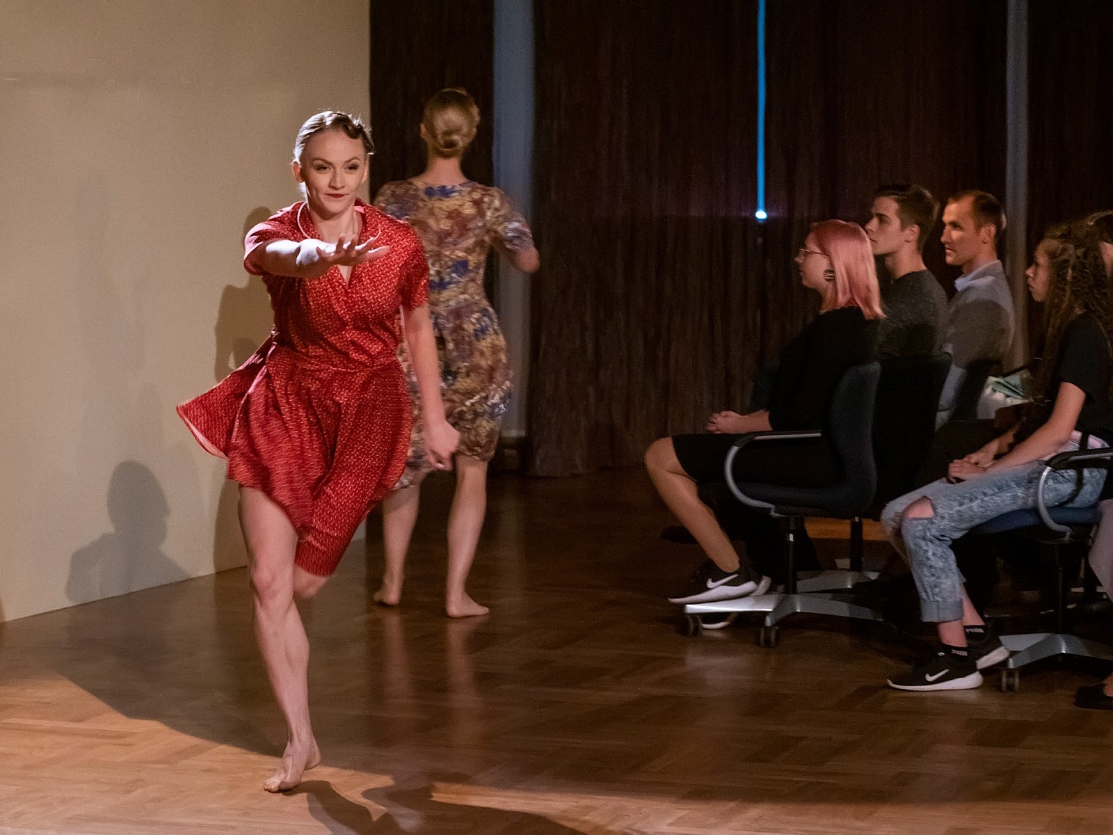 TDA “Katvari” Dejas izrāde "33 minūtes tur..." Foto: Agnis Šmits