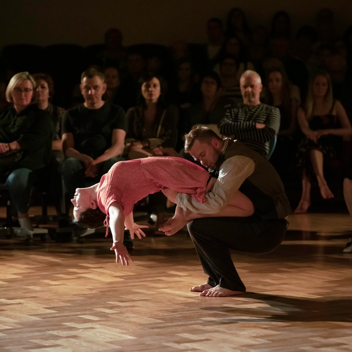 TDA “Katvari” Dejas izrāde "33 minūtes tur..." Foto: Agnis Šmits