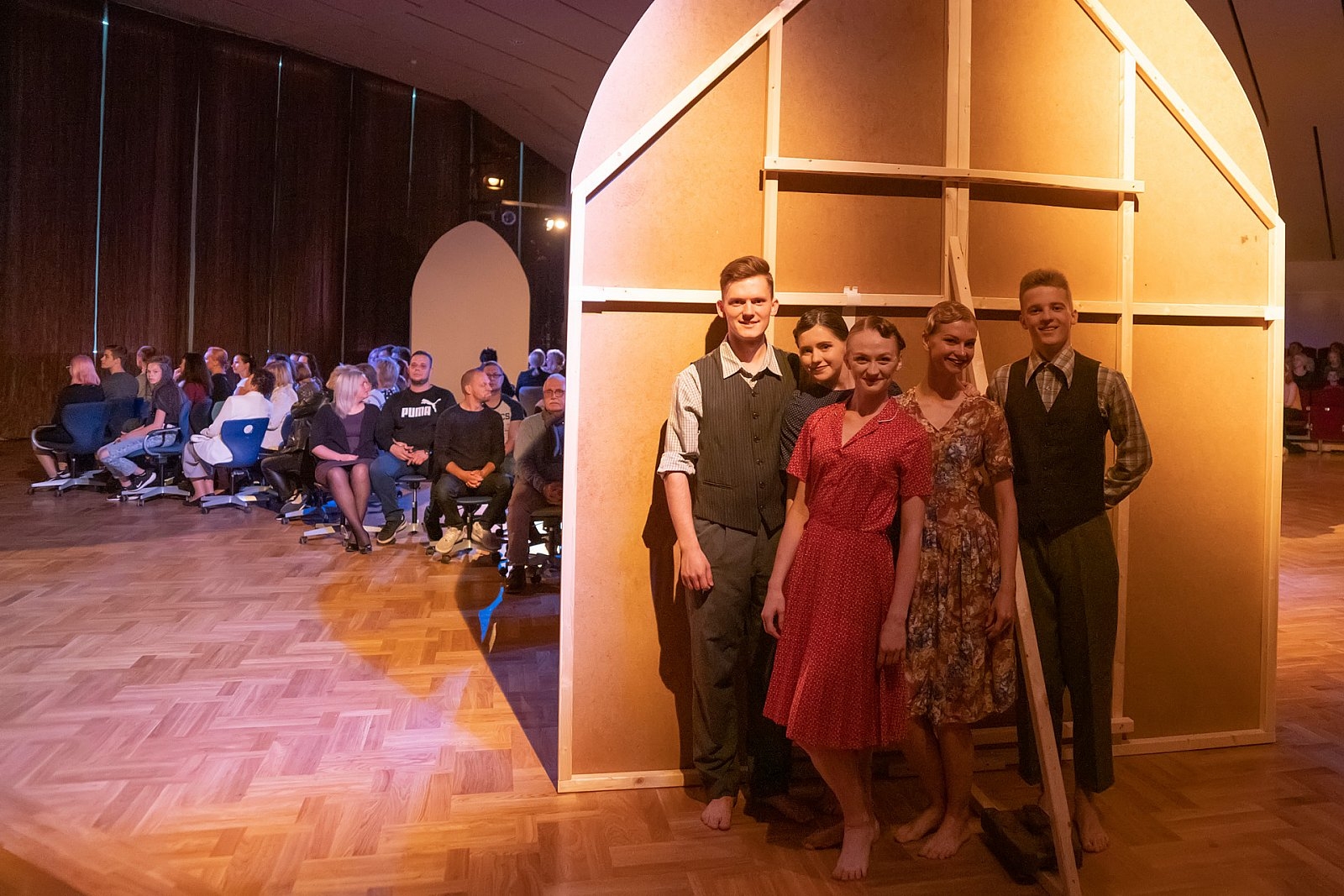 TDA “Katvari” Dejas izrāde "33 minūtes tur..." Foto: Agnis Šmits
