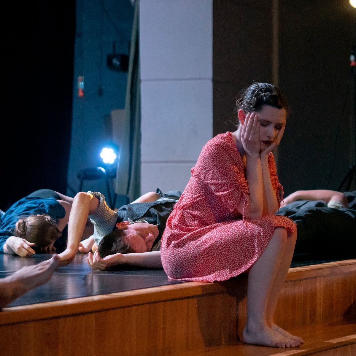 TDA “Katvari” Dejas izrāde "33 minūtes tur..." Foto: Agnis Šmits