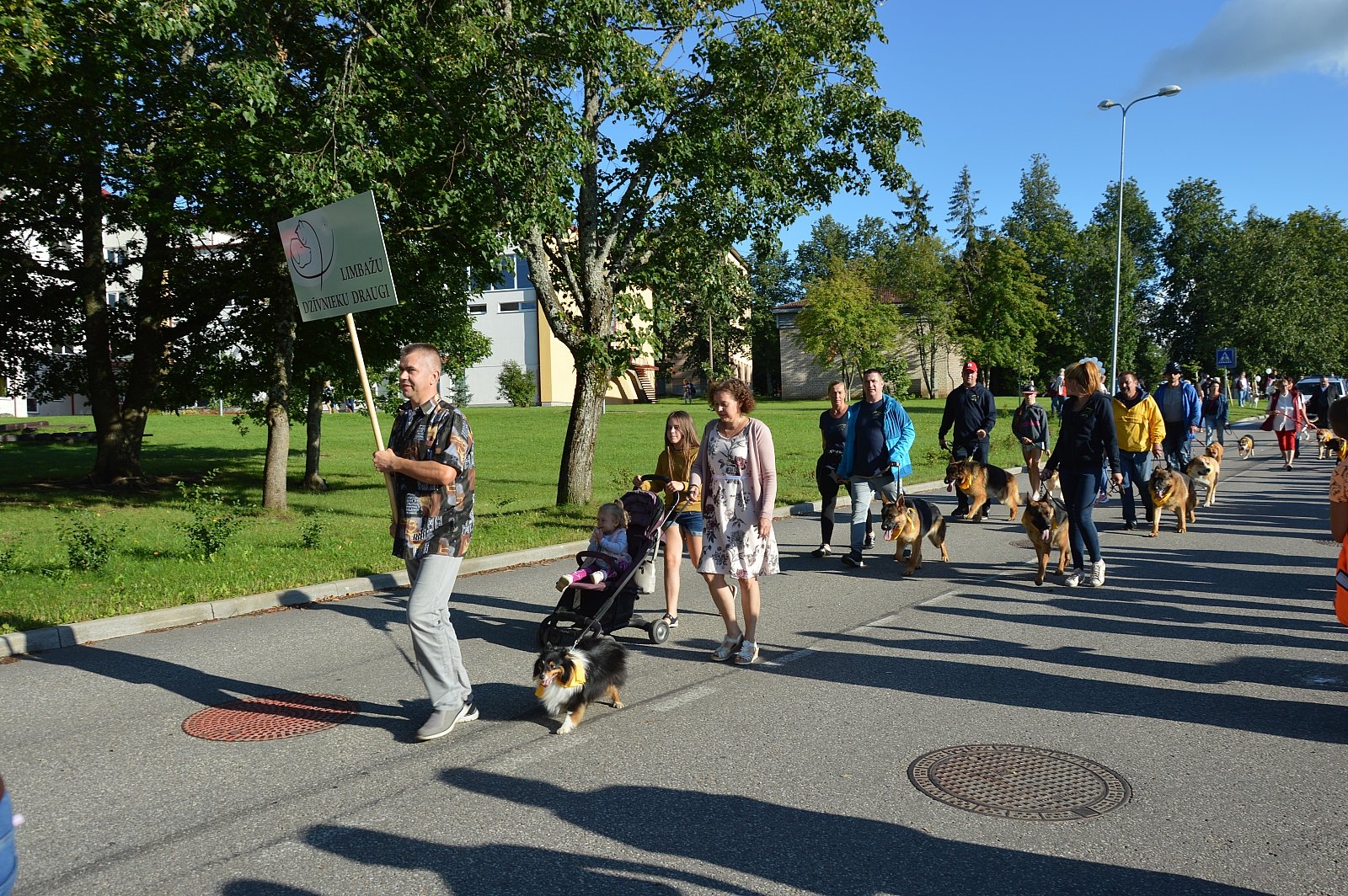 Limbažu pilsētas svētku gājiens 31.07.2020. Foto: Aija Kamala