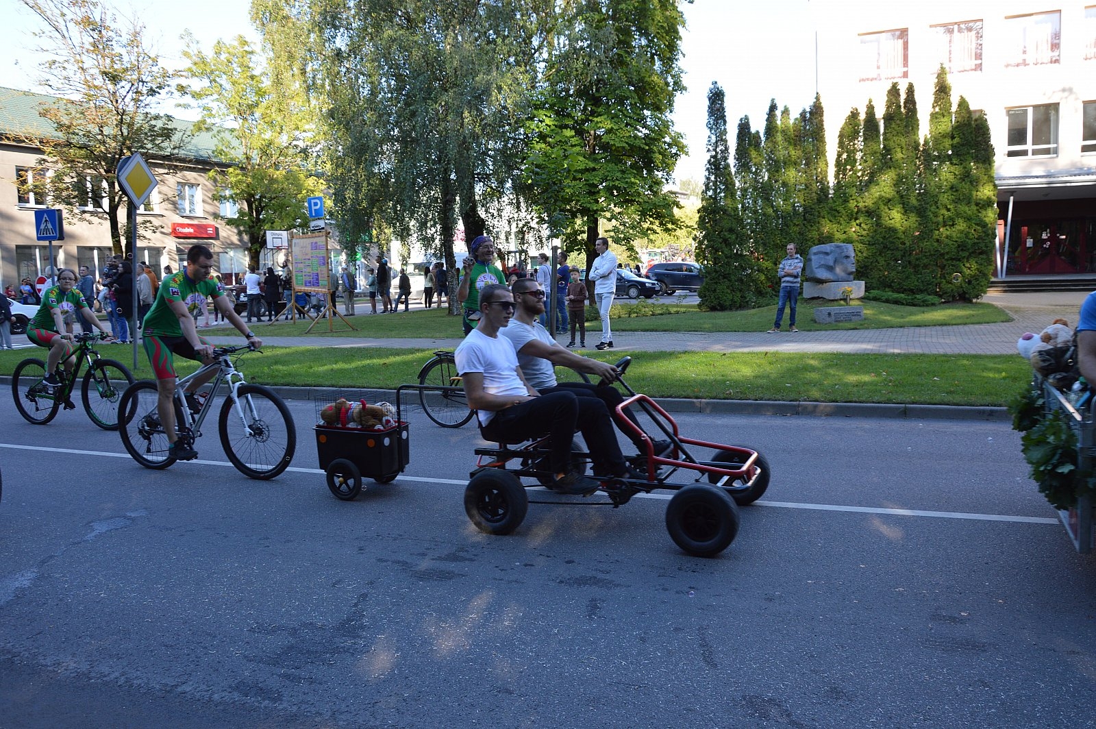 Limbažu pilsētas svētku gājiens 31.07.2020. Foto: Aija Kamala