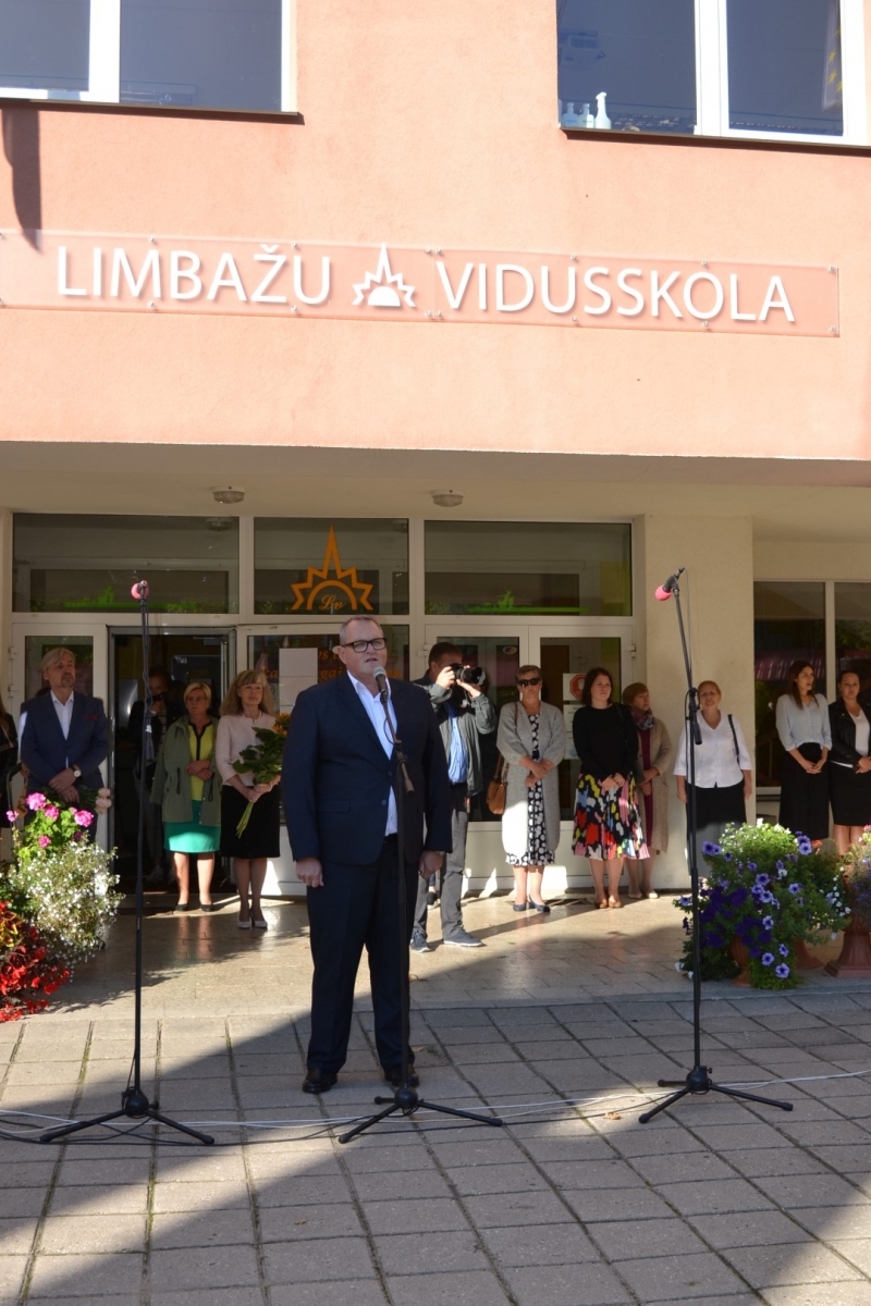 Limbažu vidusskola