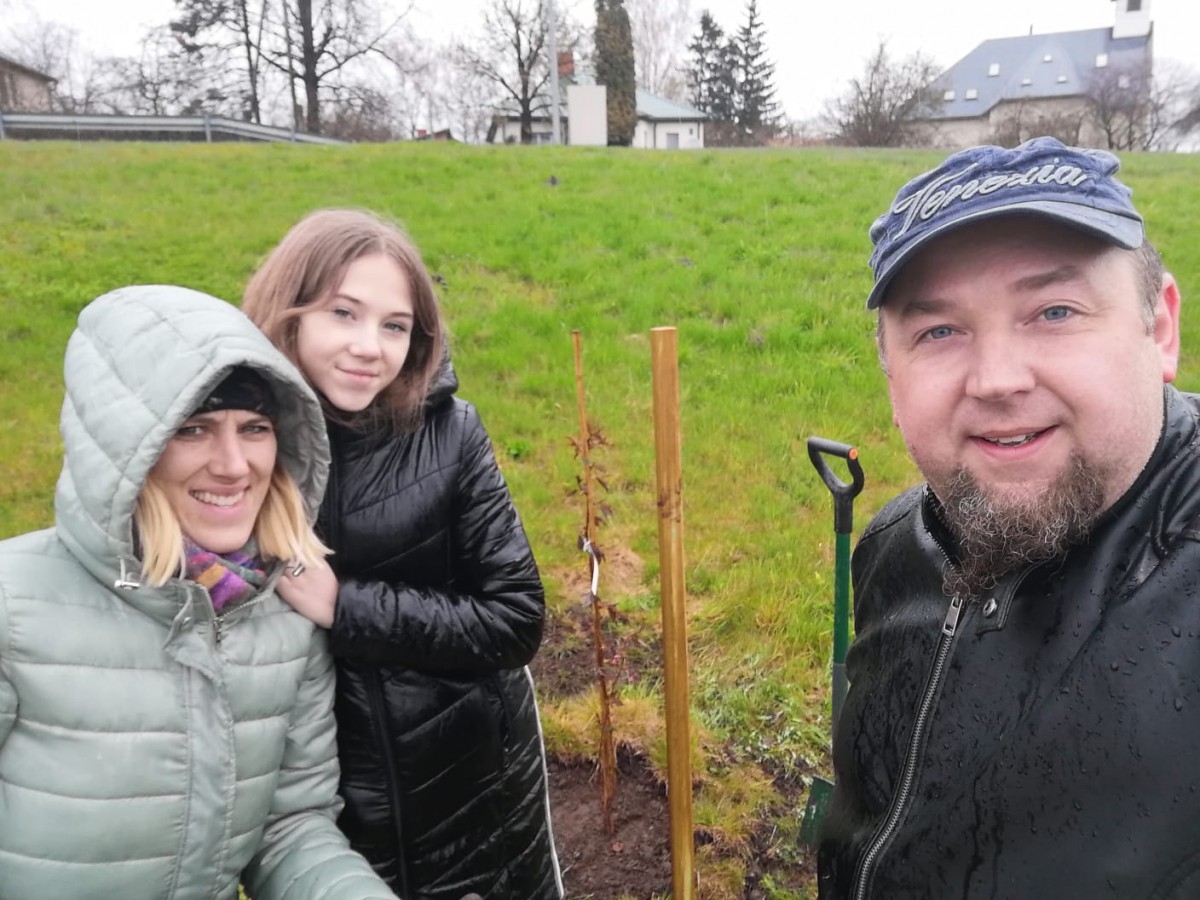 Spītējot lietum, aizvadīts Limbažu novada “Auto-foto” orientēšanās rallijs