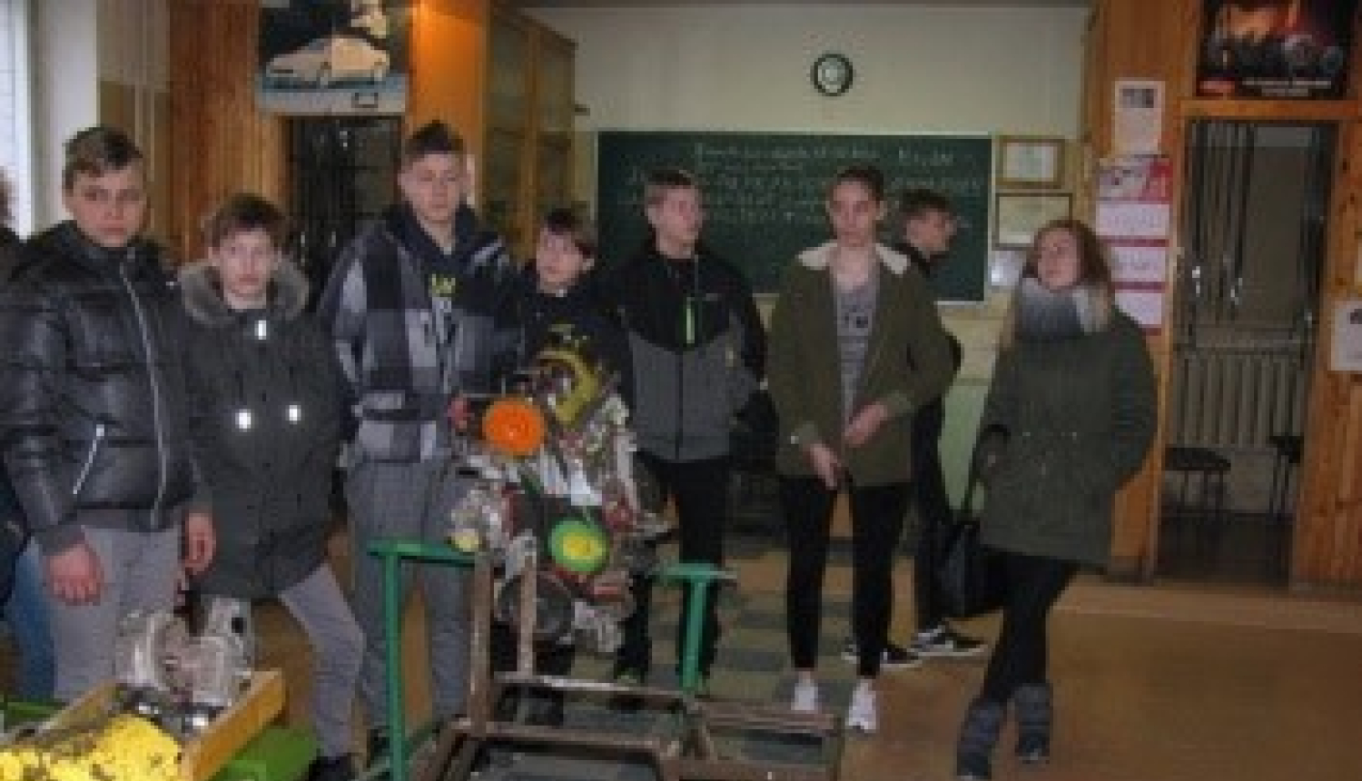 Vidrižu pamatskolas skolēni pēta izglītības iespējas Rīgas Valsts tehnikuma Limbažu teritoriālajā struktūrvienībā