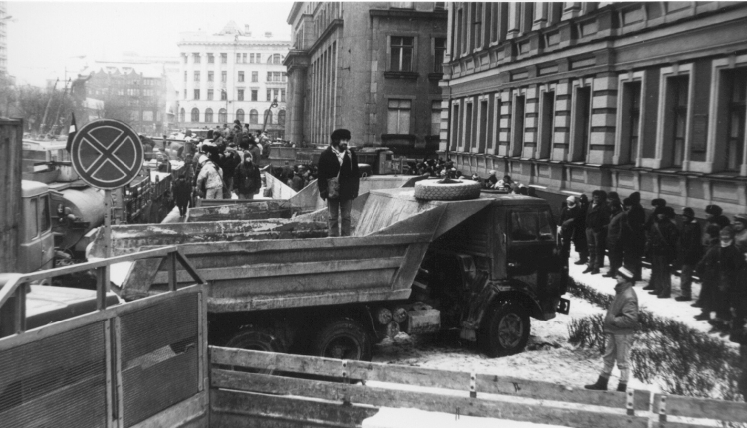 20. janvārī Limbažos, Burtnieku ielā un Burtnieku kvartālā, notiks barikāžu rekonstrukcija