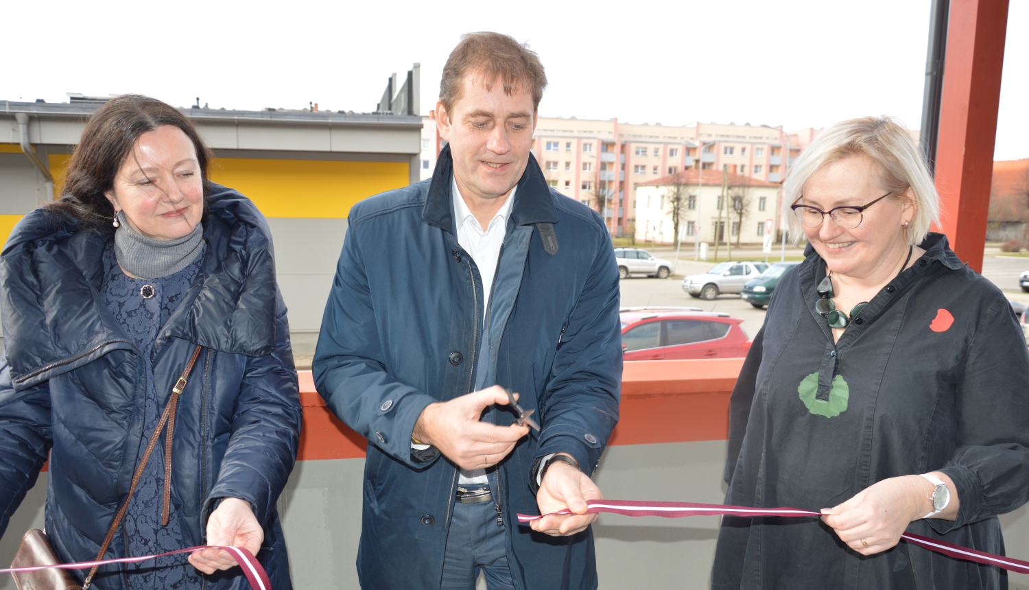 Pēc pārbūves darbu noslēgšanās Limbažu novada pašvaldība atklāj Limbažu novada ģimnāzijas dienesta viesnīcas ēku