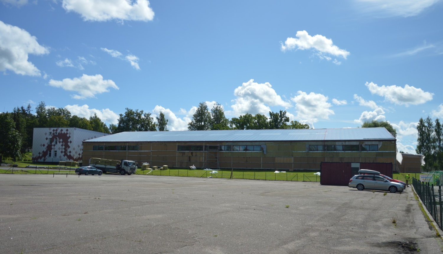 Noslēgts līgums par Limbažu sporta halles atjaunošanas būvdarbiem