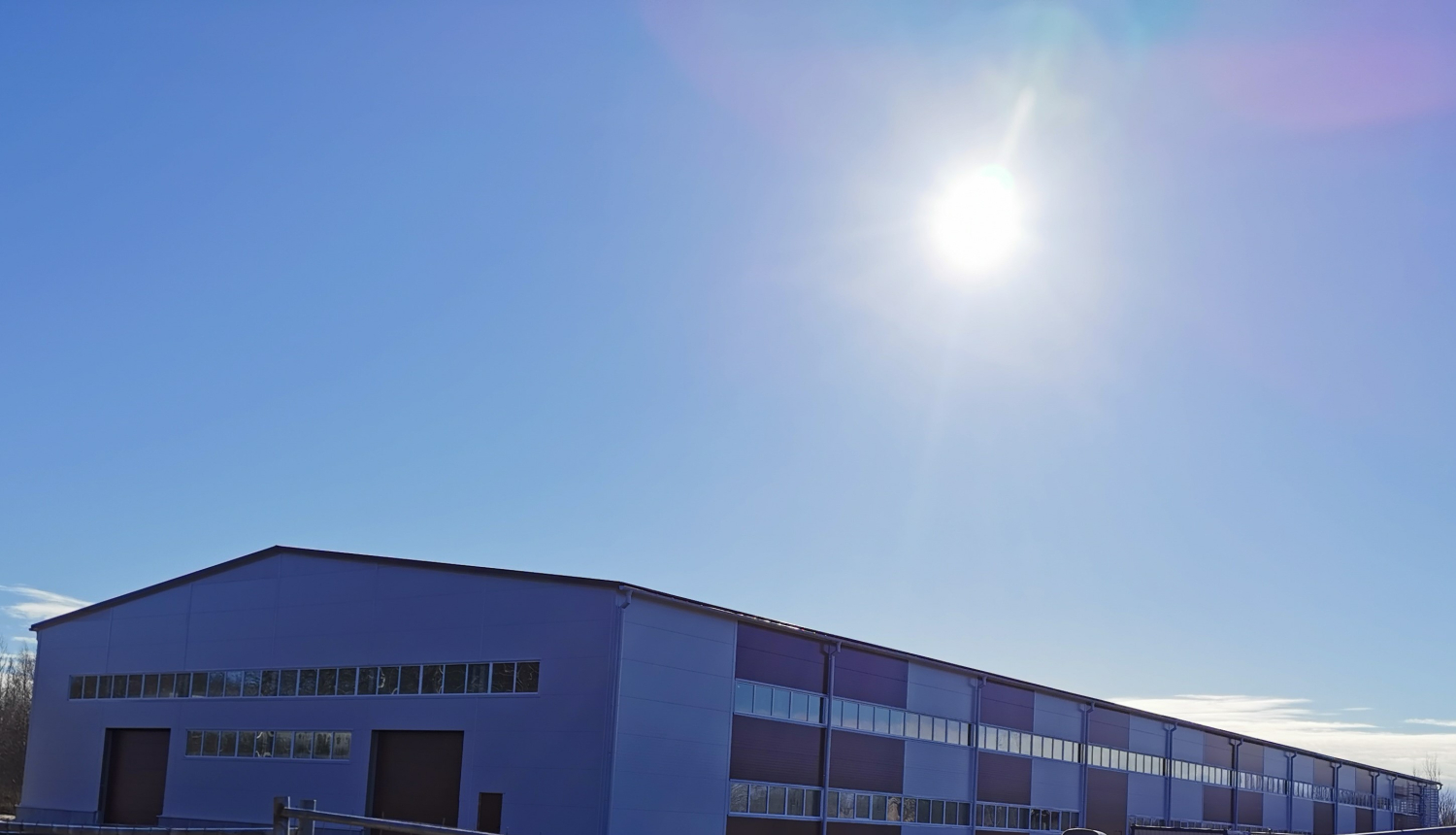 Turpinās ražošanas ēkas būvniecība Meliorācijas ielā 14, Limbažos