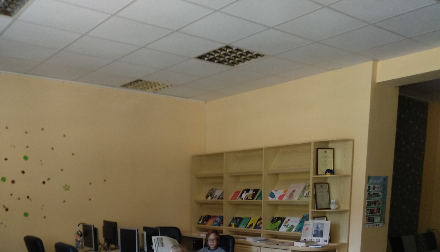 Lādezera bibliotēkā notikusi radošā darbnīca - grāmatzīmju veidošana